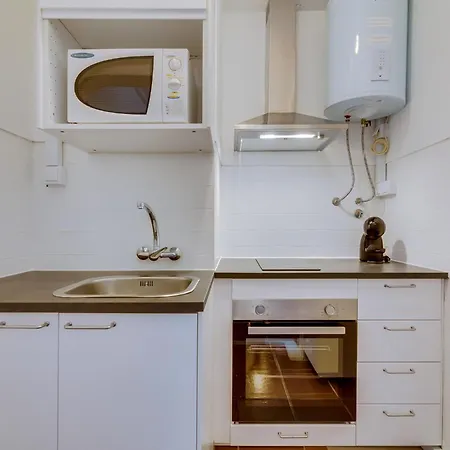 Novo No Centro De Apartment *